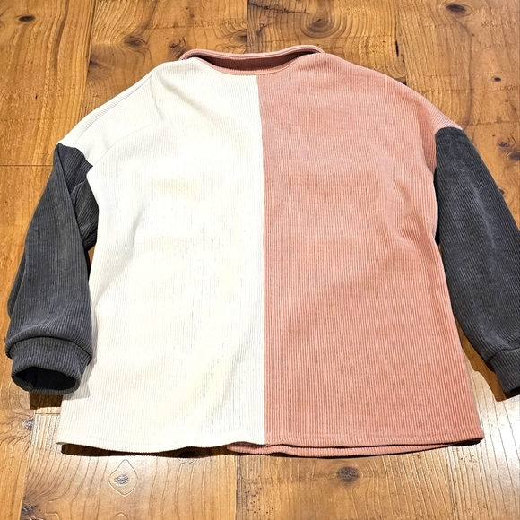 ColorBlock Super Soft Shacket - Picture 2 of 7